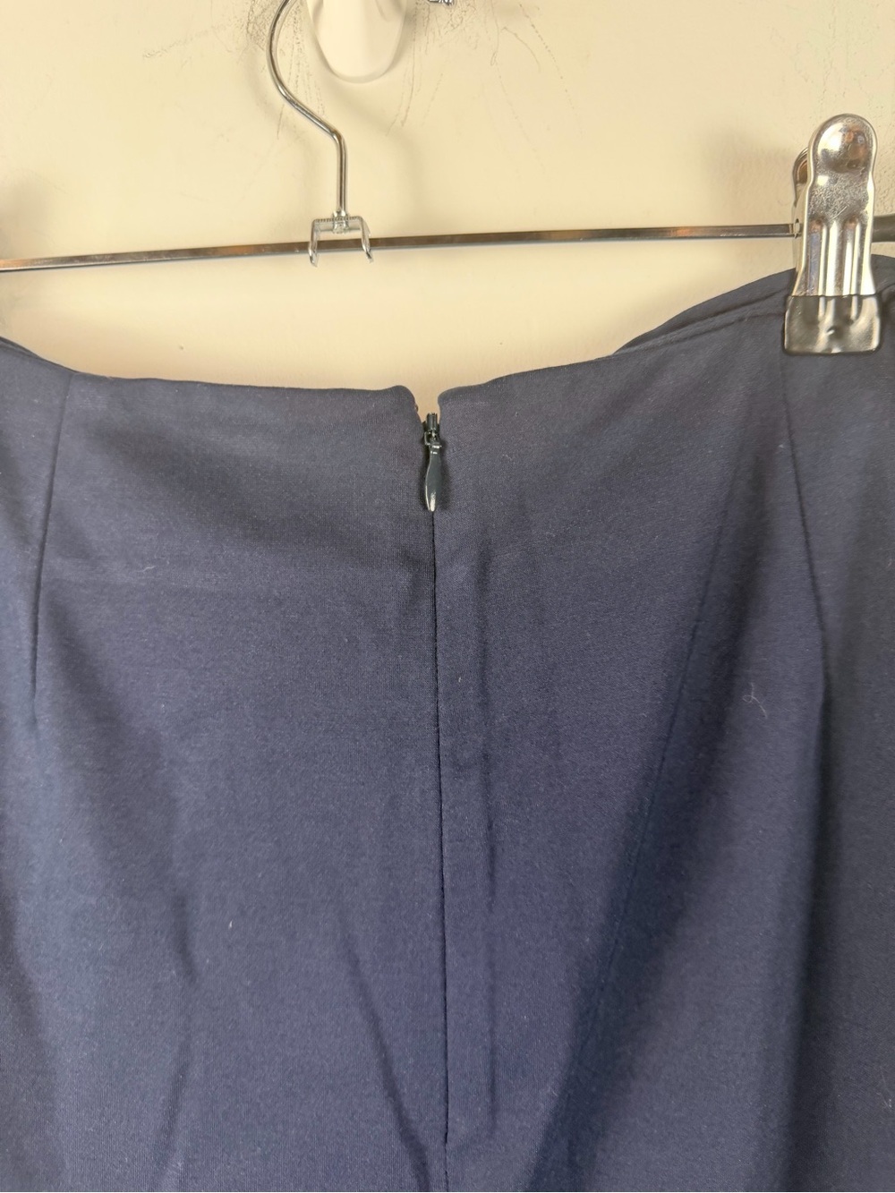 New J.McLaughlin parkhurst navy side ruched workwear skirt size 8 - Picture 8 of 8